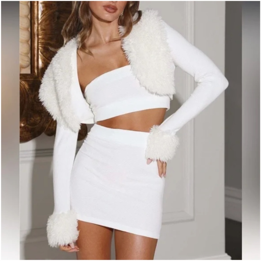 NWT: Hello Molly Icy Princess Ribbed Bolero White